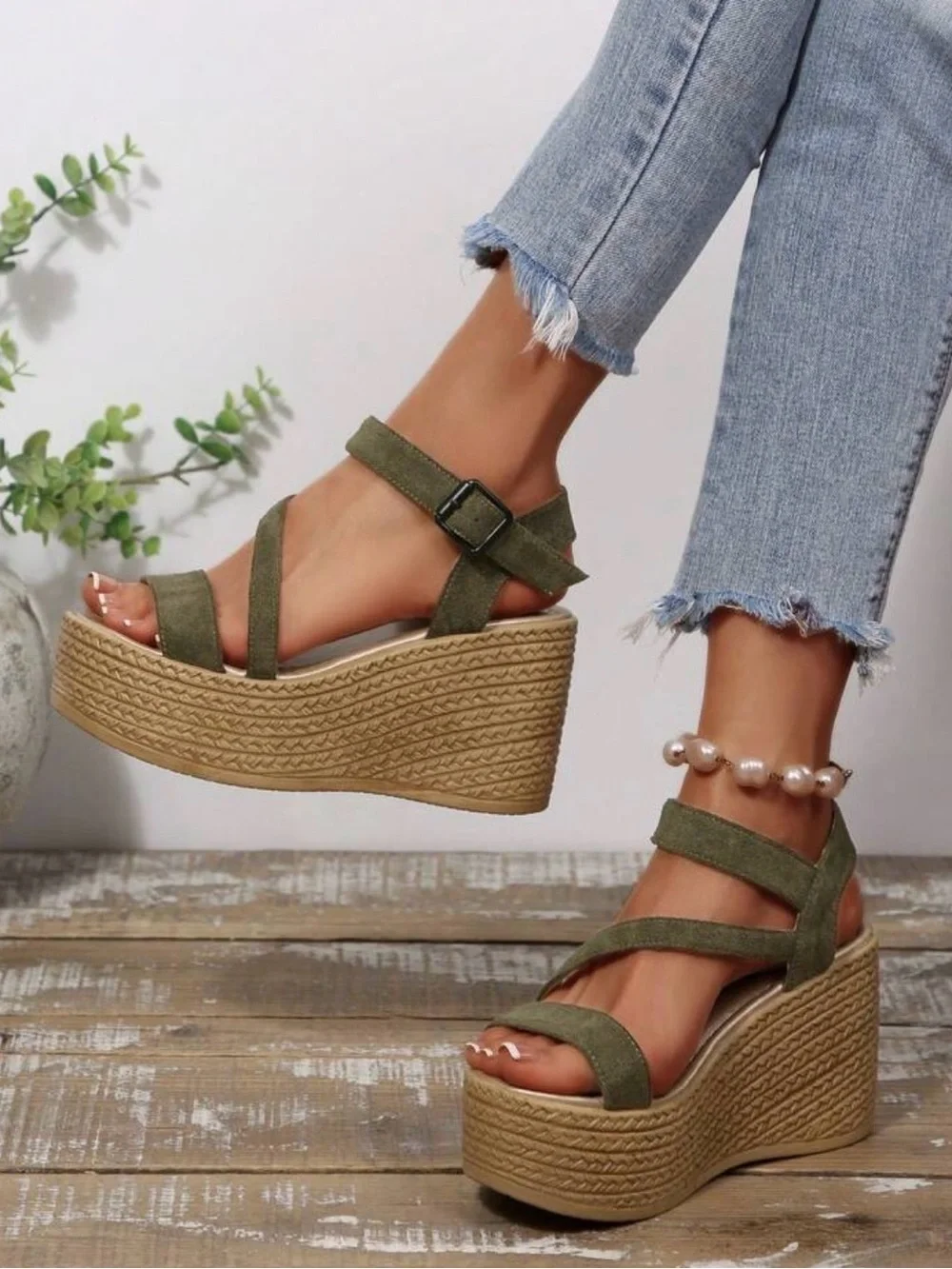 NEW Womens Olive Green Wedge Sandals